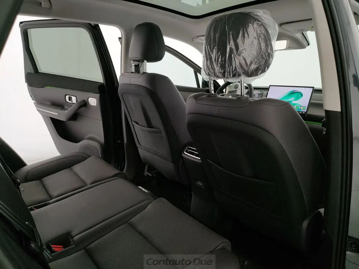 Leapmotor C10 nuova a Caserta (15)