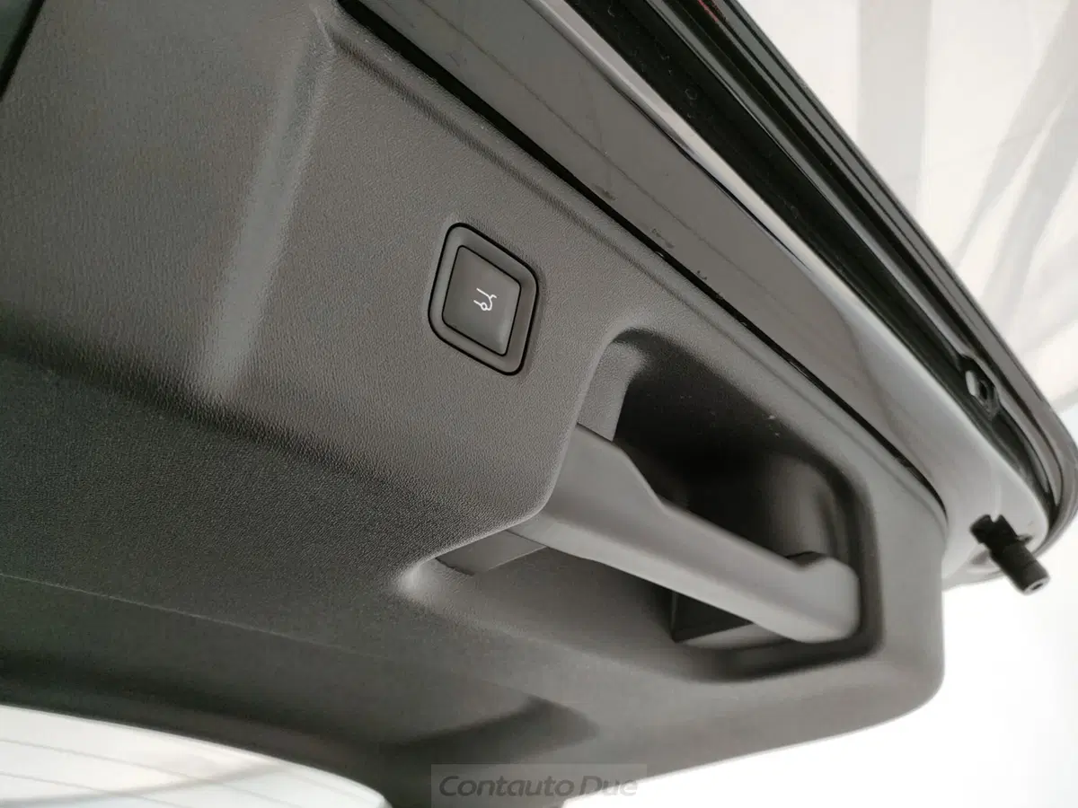 Leapmotor C10 nuova a Caserta (10)