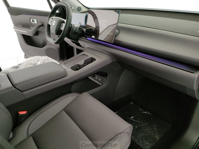 Leapmotor C10 nuova a Caserta (15)