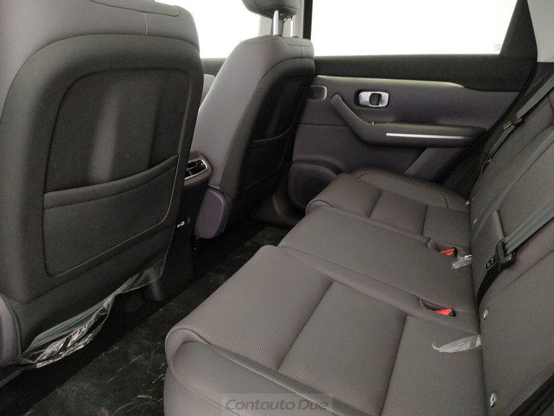 Leapmotor C10 nuova a Caserta (19)