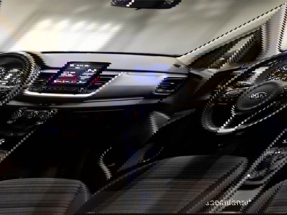 Kia Stonic usata a Salerno (9)
