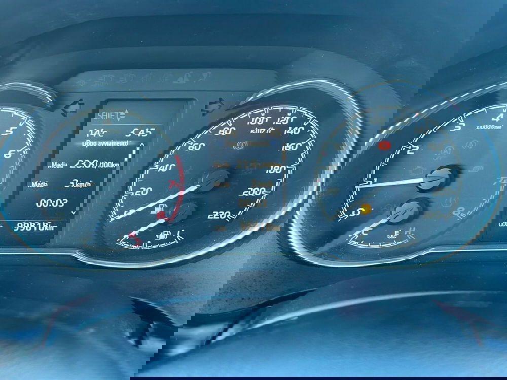 Toyota Yaris usata a Catania (12)