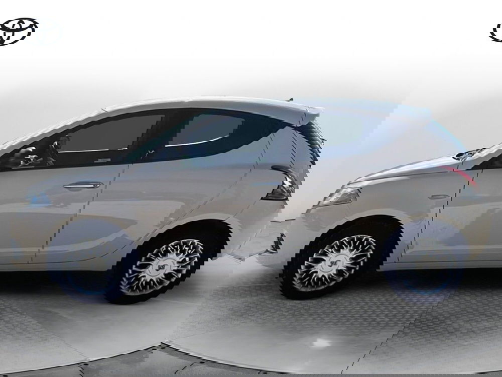 Lancia Ypsilon usata a Ragusa (2)