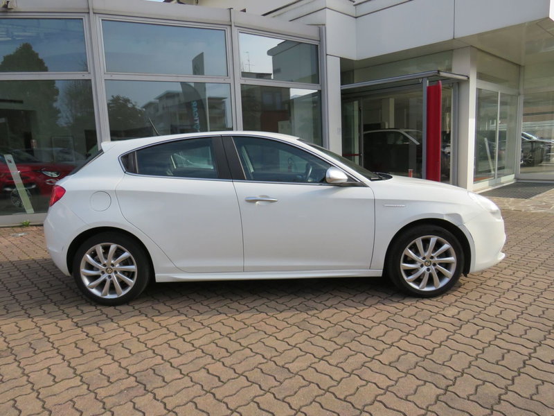 Alfa Romeo Giulietta usata a Monza e Brianza (2)