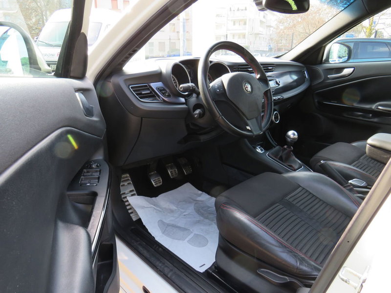 Alfa Romeo Giulietta usata a Monza e Brianza (6)