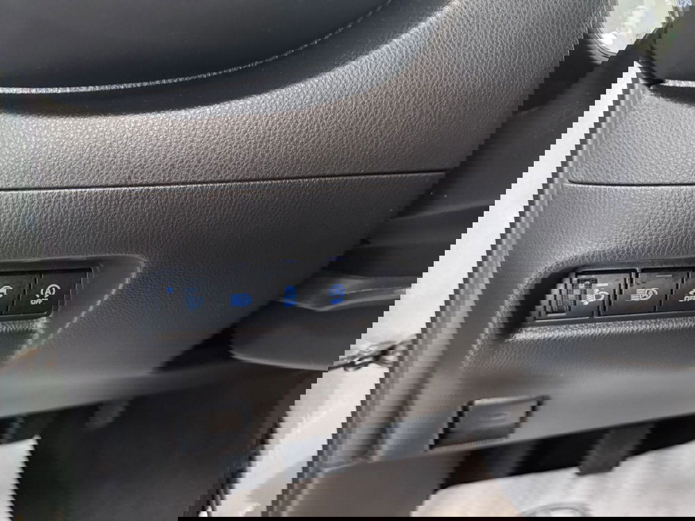 Toyota Aygo X usata a Prato (15)