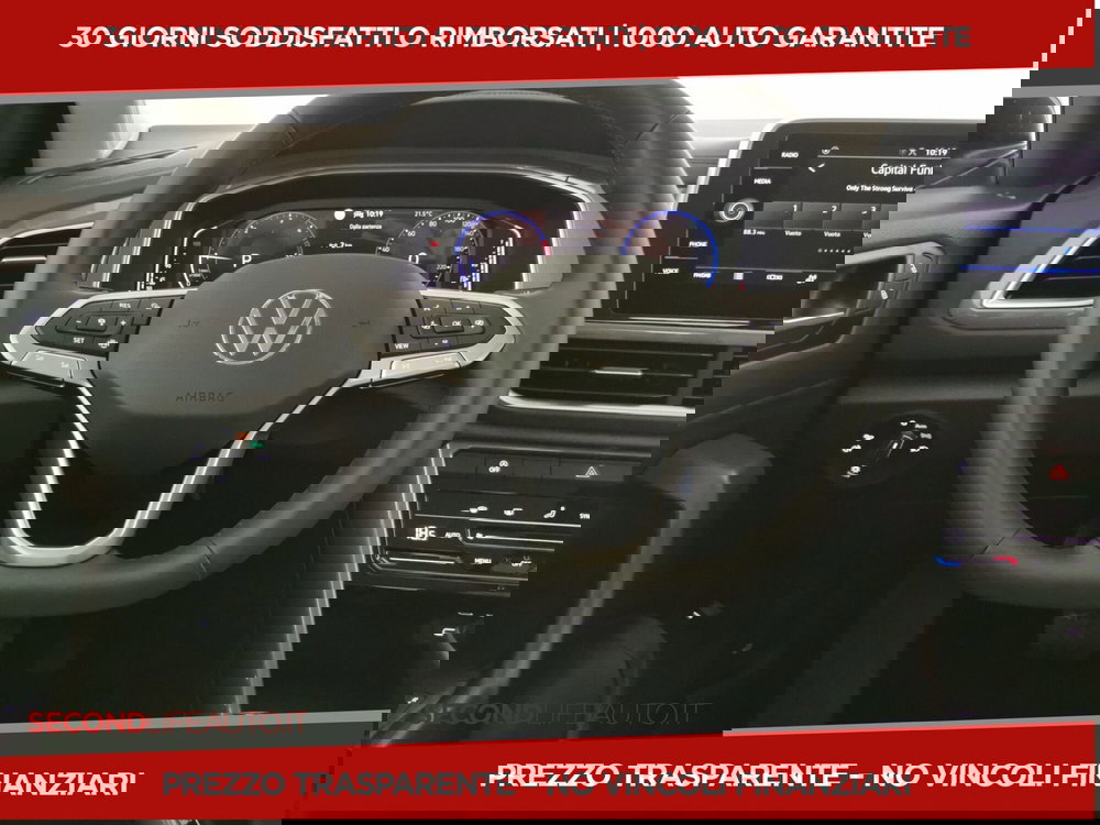 Volkswagen T-Roc nuova a Chieti (17)