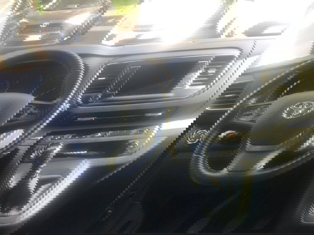 Toyota Proace Verso usata a Bologna (15)