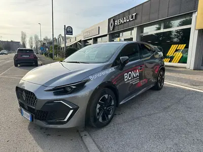 Renault Clio 1.8 full hybrid Techno 160cv auto del 2025 usata a Lissone