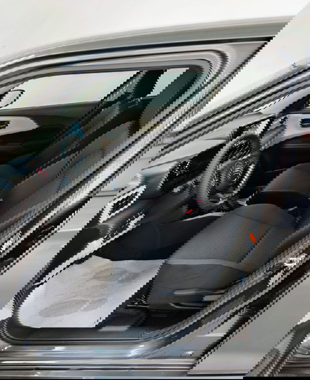 Suzuki Swift nuova a Rovigo (5)