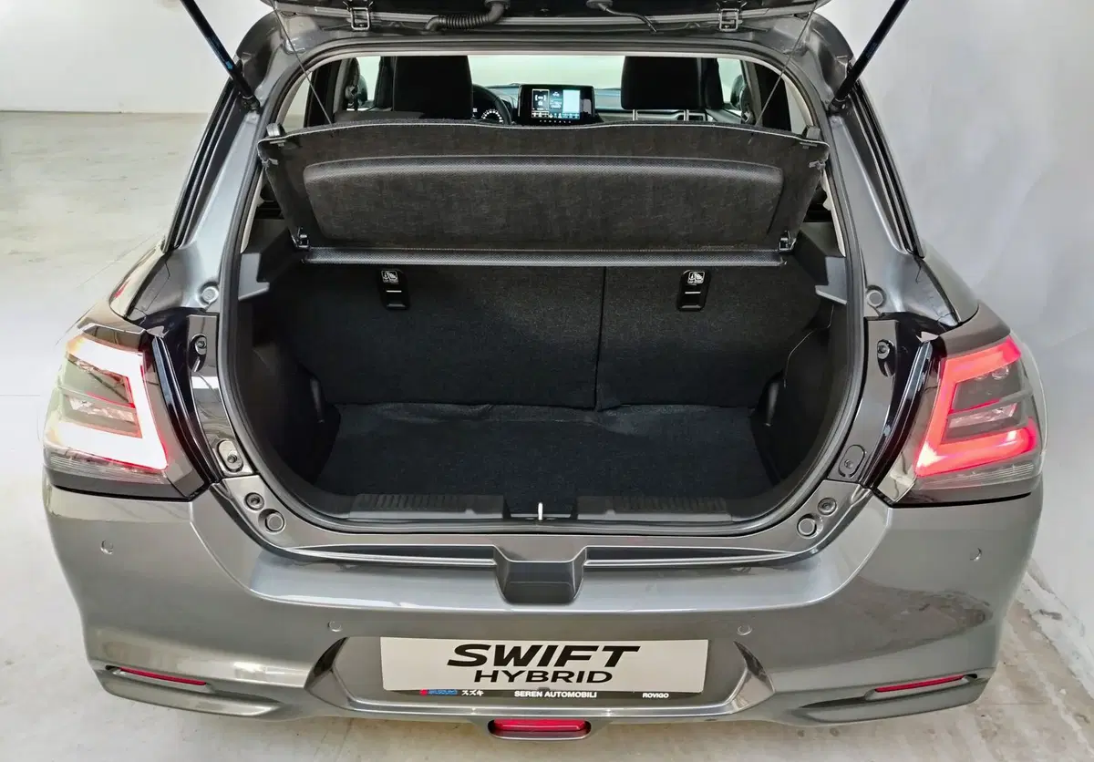 Suzuki Swift nuova a Rovigo (7)