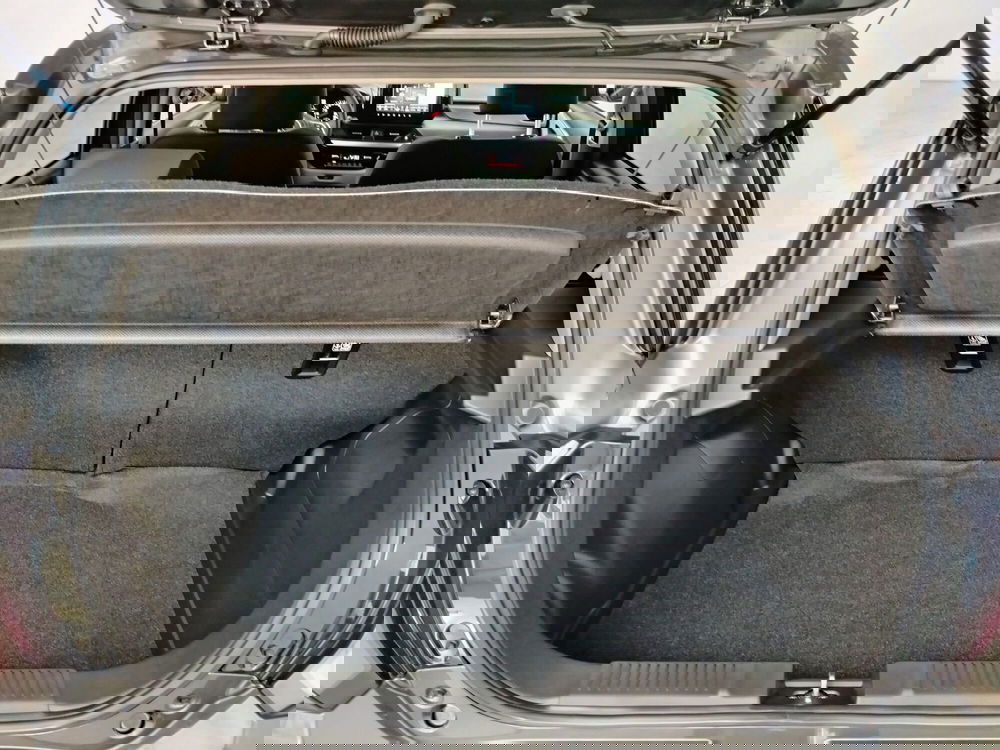 Suzuki Swift nuova a Rovigo (8)