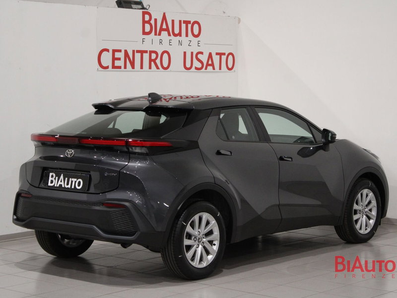 Toyota Toyota C-HR nuova a Firenze (2)