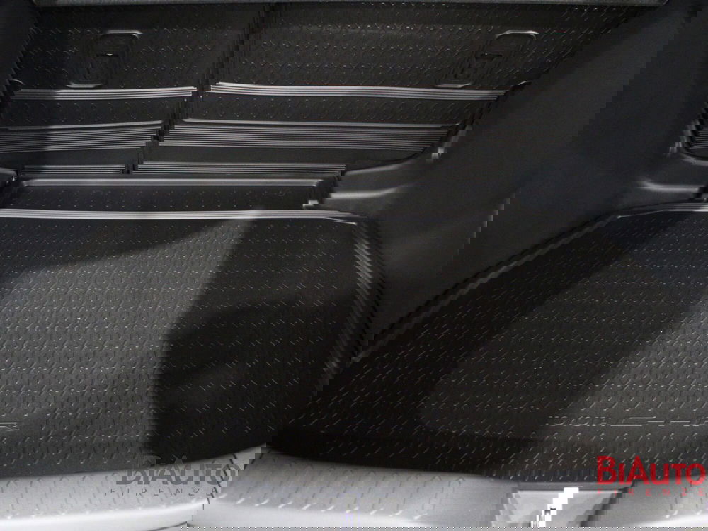 Toyota Toyota C-HR nuova a Firenze (8)