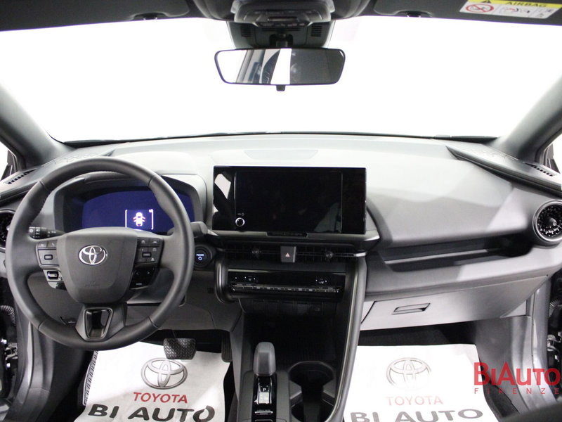 Toyota Toyota C-HR nuova a Firenze (9)