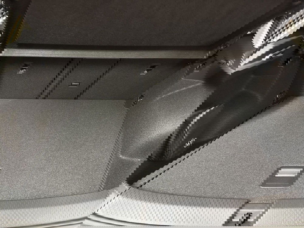 Volkswagen T-Roc nuova a Padova (15)