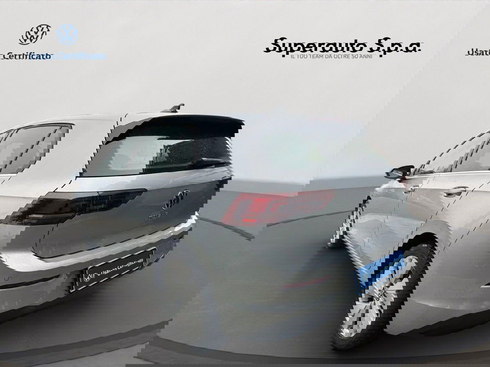 Volkswagen Golf nuova a Padova (4)