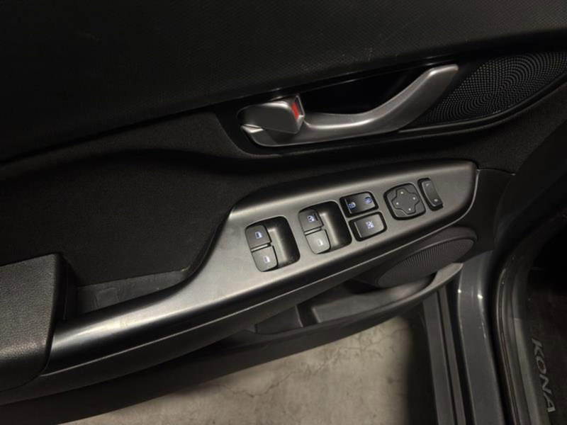 Hyundai Kona usata a Genova (12)