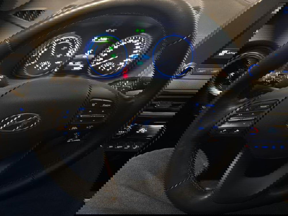 Hyundai Kona usata a Genova (14)