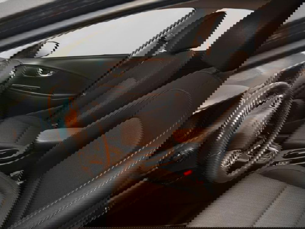 Hyundai Kona usata a Genova (9)