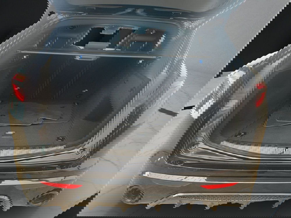 Alfa Romeo Stelvio usata a Cosenza (20)