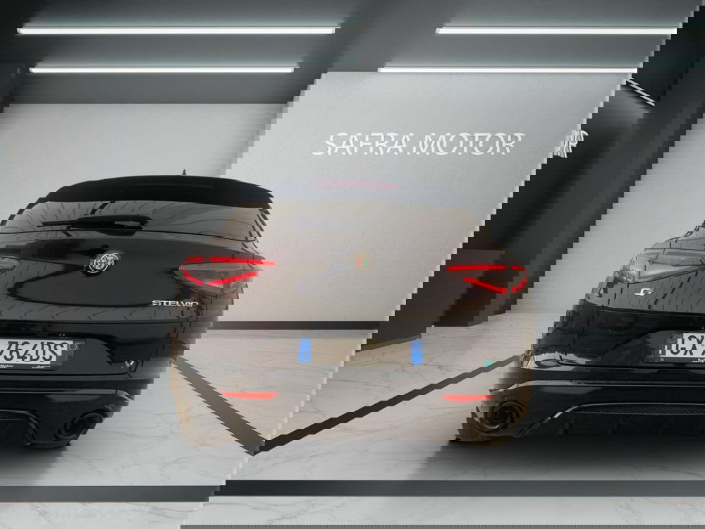 Alfa Romeo Stelvio usata a Cosenza (5)
