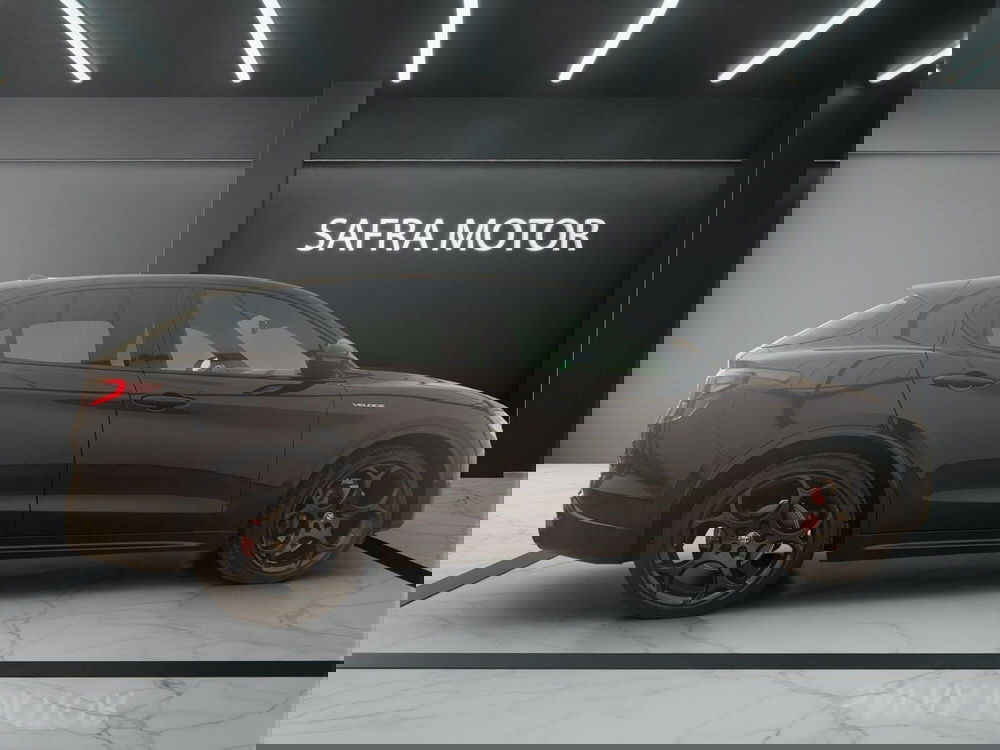 Alfa Romeo Stelvio usata a Cosenza (7)