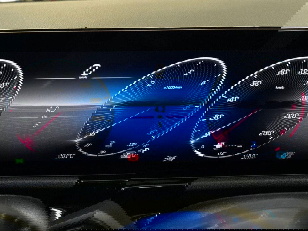 Mercedes-Benz GLA SUV nuova a Rimini (9)