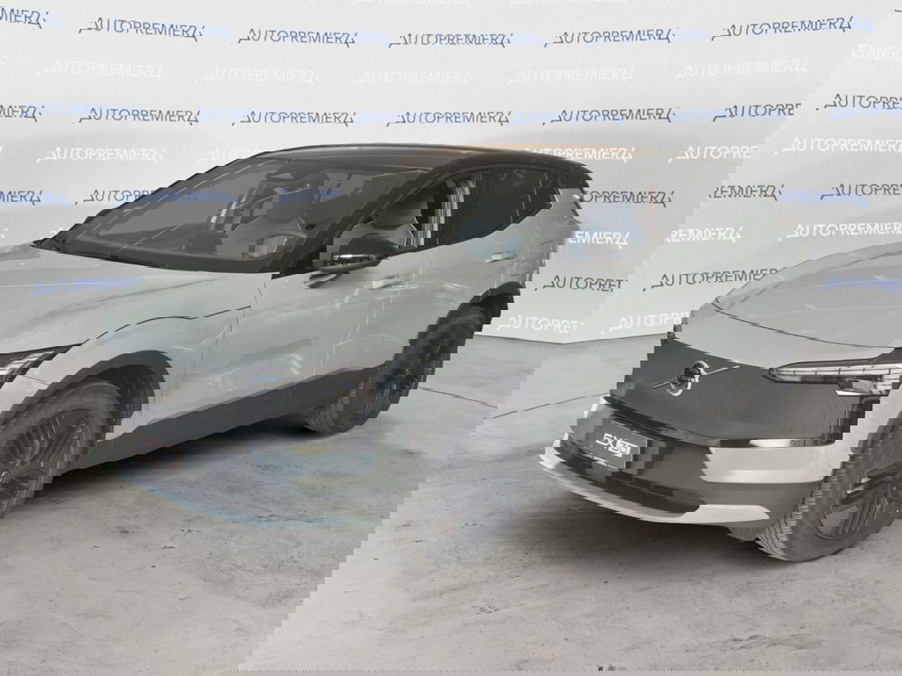 Volvo EX30 Cross Country nuova a Como