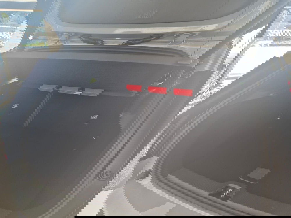 Volvo EX30 Cross Country nuova a Como (7)