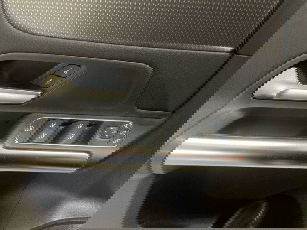 Mercedes-Benz GLA SUV usata a Rimini (17)