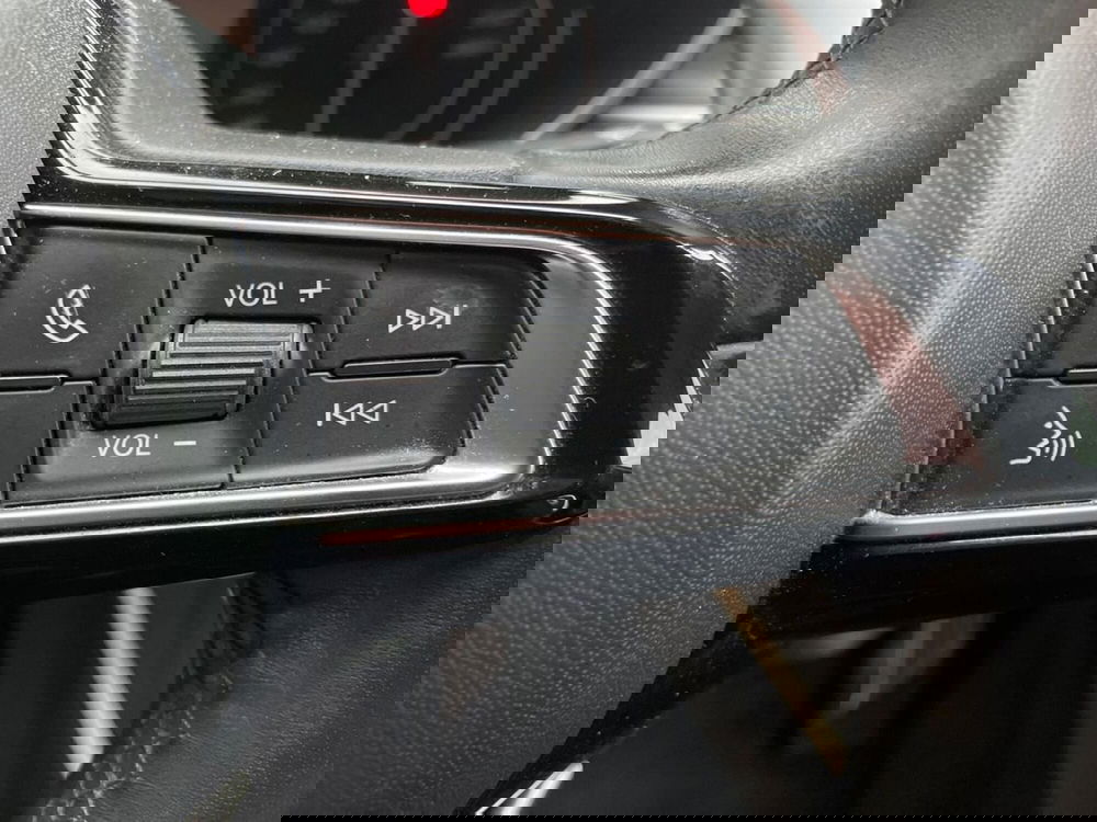 Alfa Romeo Stelvio usata a Macerata (19)