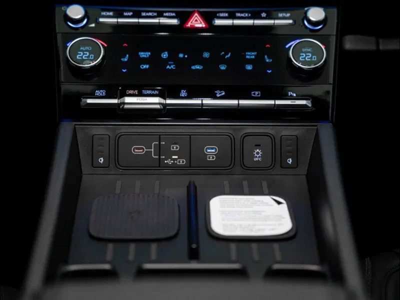 Hyundai Santa Fe nuova a Macerata (16)