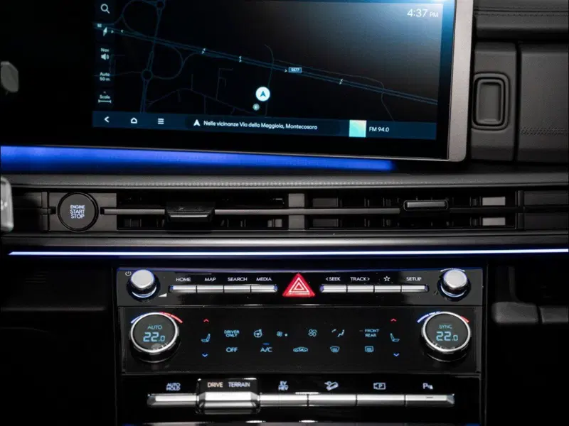 Hyundai Santa Fe nuova a Macerata (18)