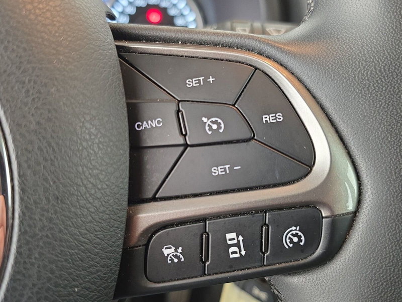 Jeep Renegade usata a Asti (15)