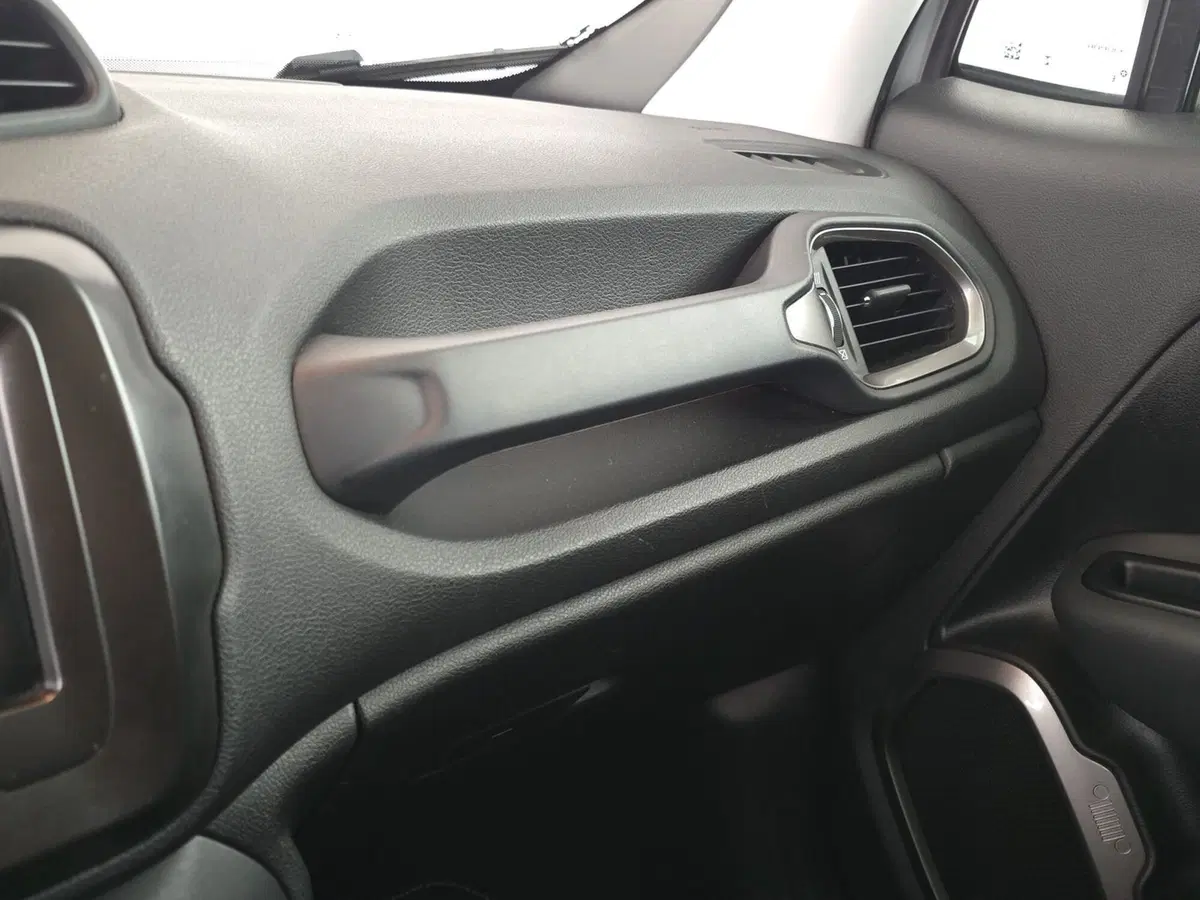 Jeep Renegade usata a Asti (16)