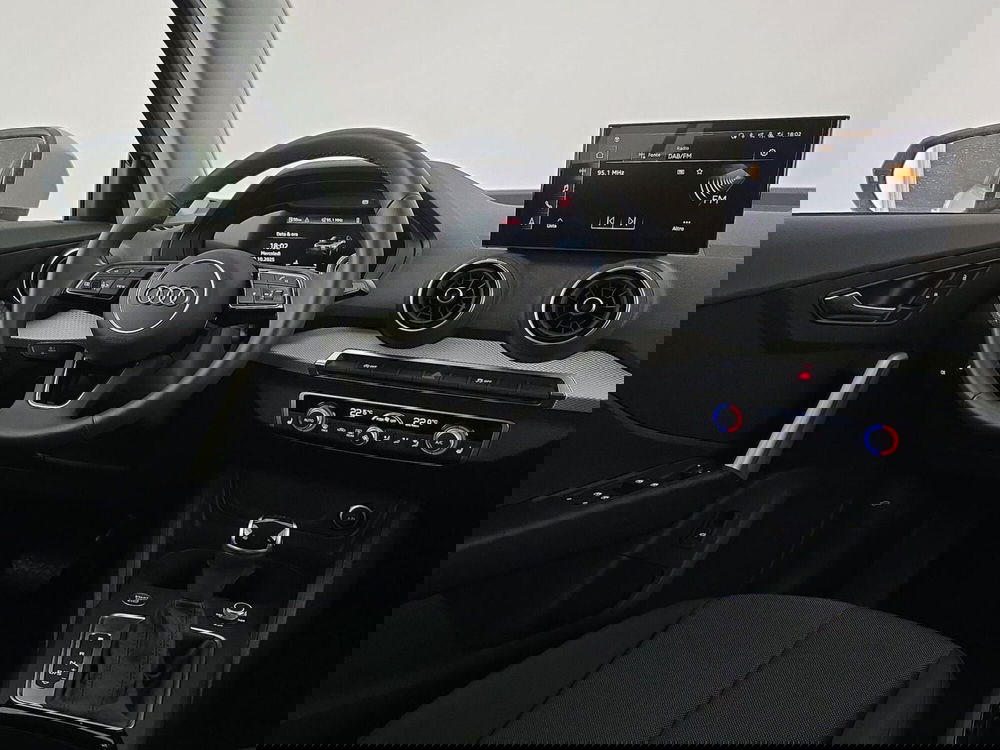 Audi Q2 usata a Alessandria (11)