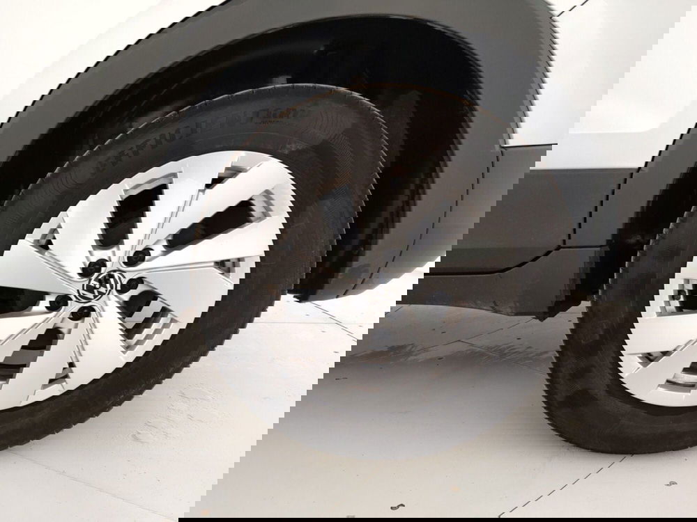 Volkswagen T-Cross usata a Massa-Carrara (6)