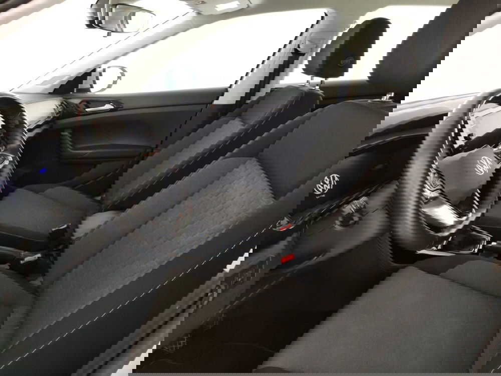 Volkswagen T-Cross usata a Massa-Carrara (7)