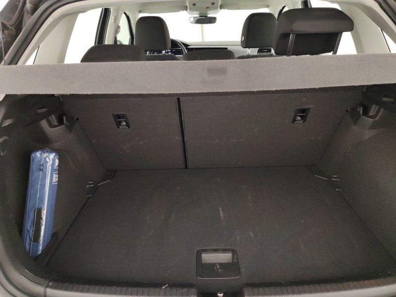 Volkswagen Polo usata a Massa-Carrara (16)