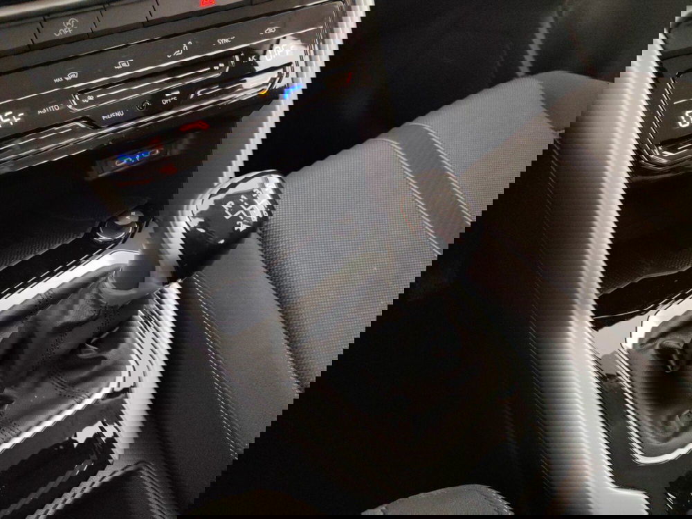 Volkswagen T-Roc usata a Massa-Carrara (11)