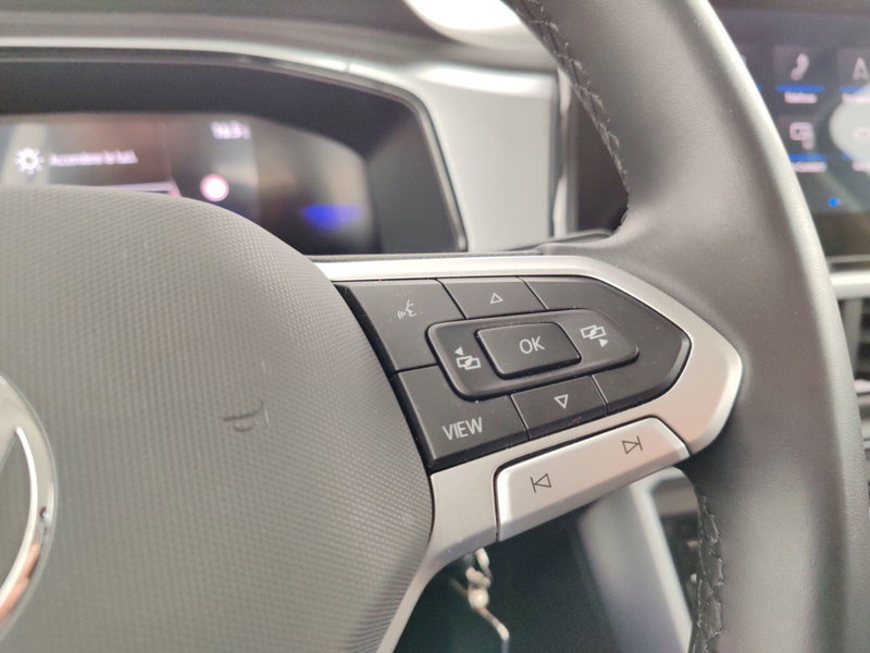 Volkswagen T-Roc usata a Massa-Carrara (13)