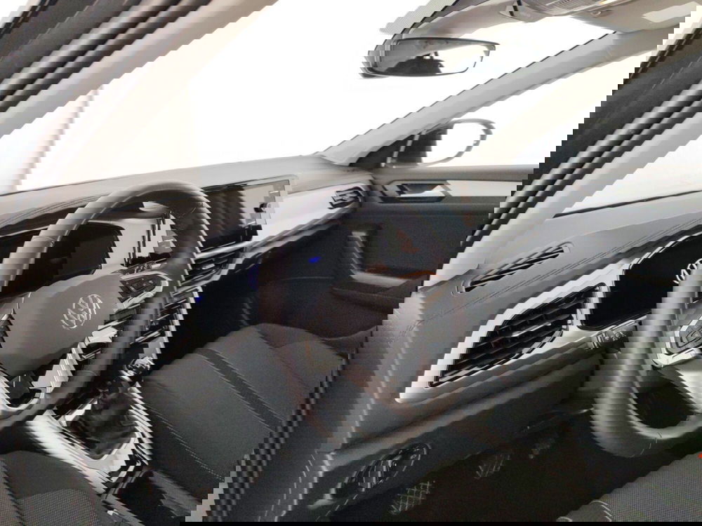 Volkswagen T-Roc usata a Massa-Carrara (8)