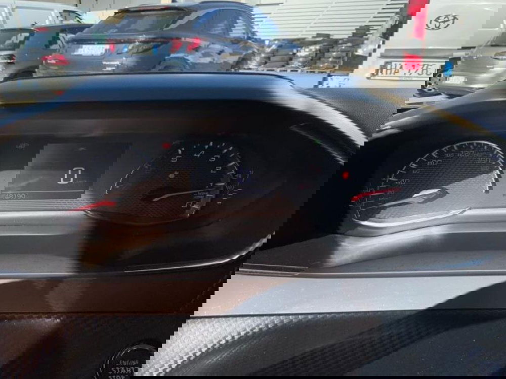 Peugeot 2008 usata a Perugia (9)