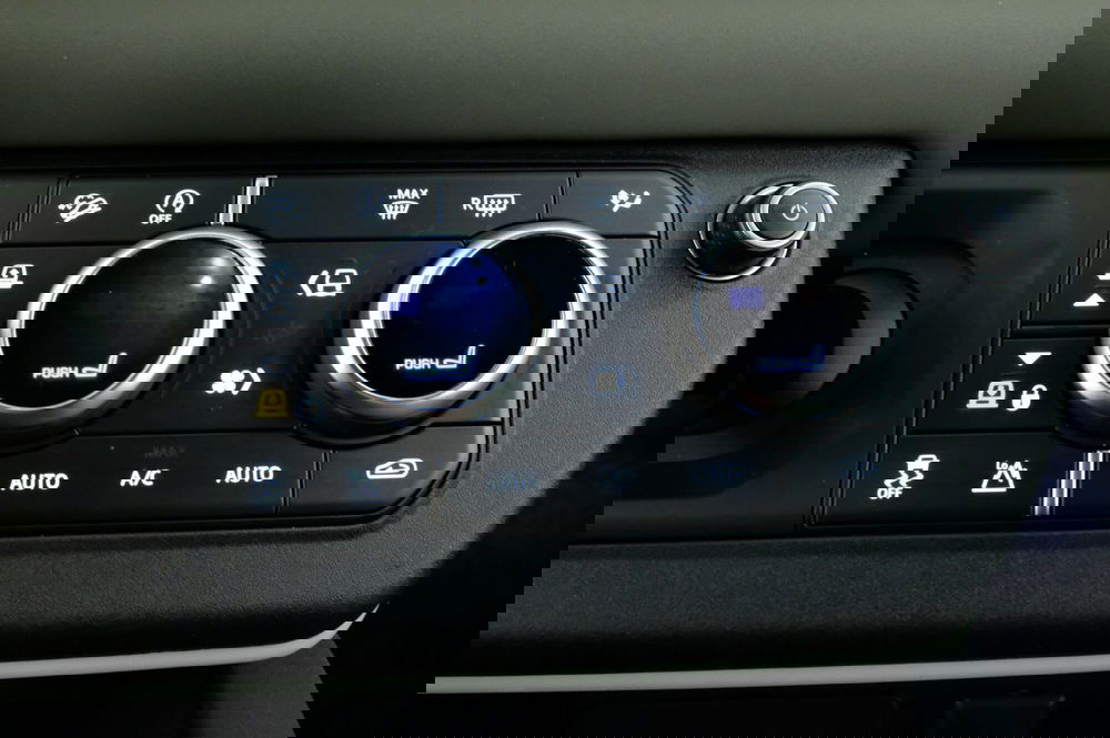 Land Rover Defender usata a Mantova (13)