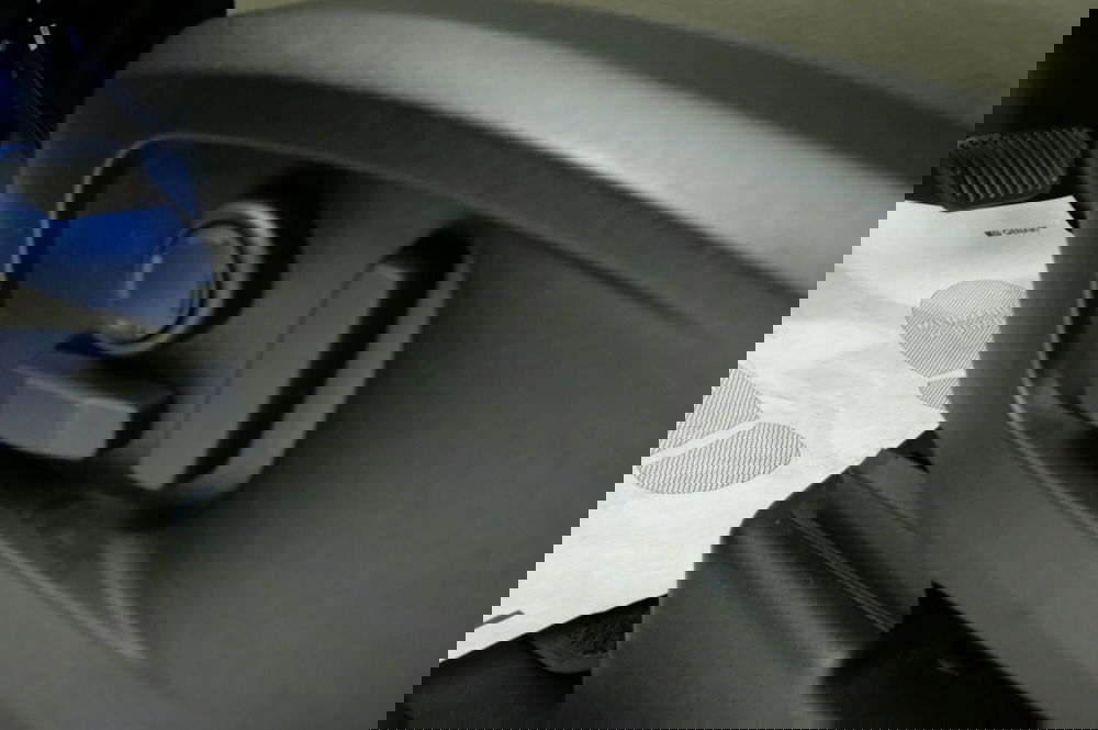 Land Rover Defender usata a Mantova (17)