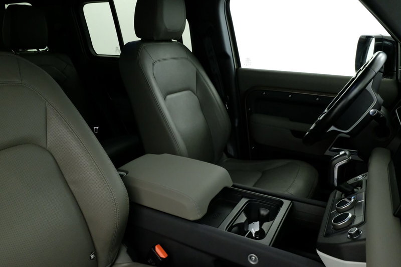 Land Rover Defender usata a Mantova (3)