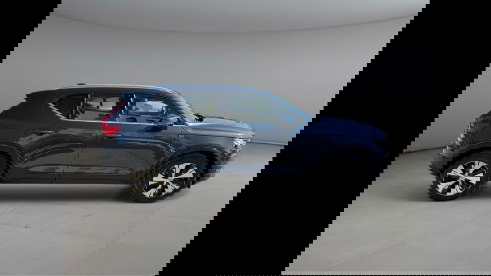 Volvo XC40 usata a Palermo (13)