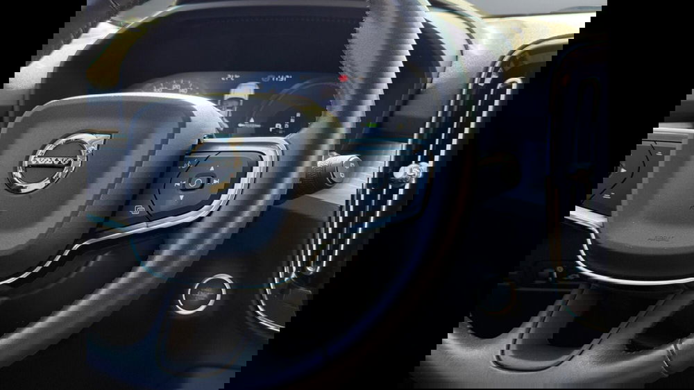 Volvo XC40 usata a Palermo (17)