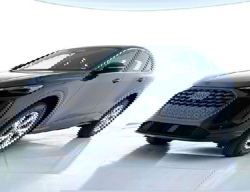 Audi Q5 Sportback nuova a Perugia